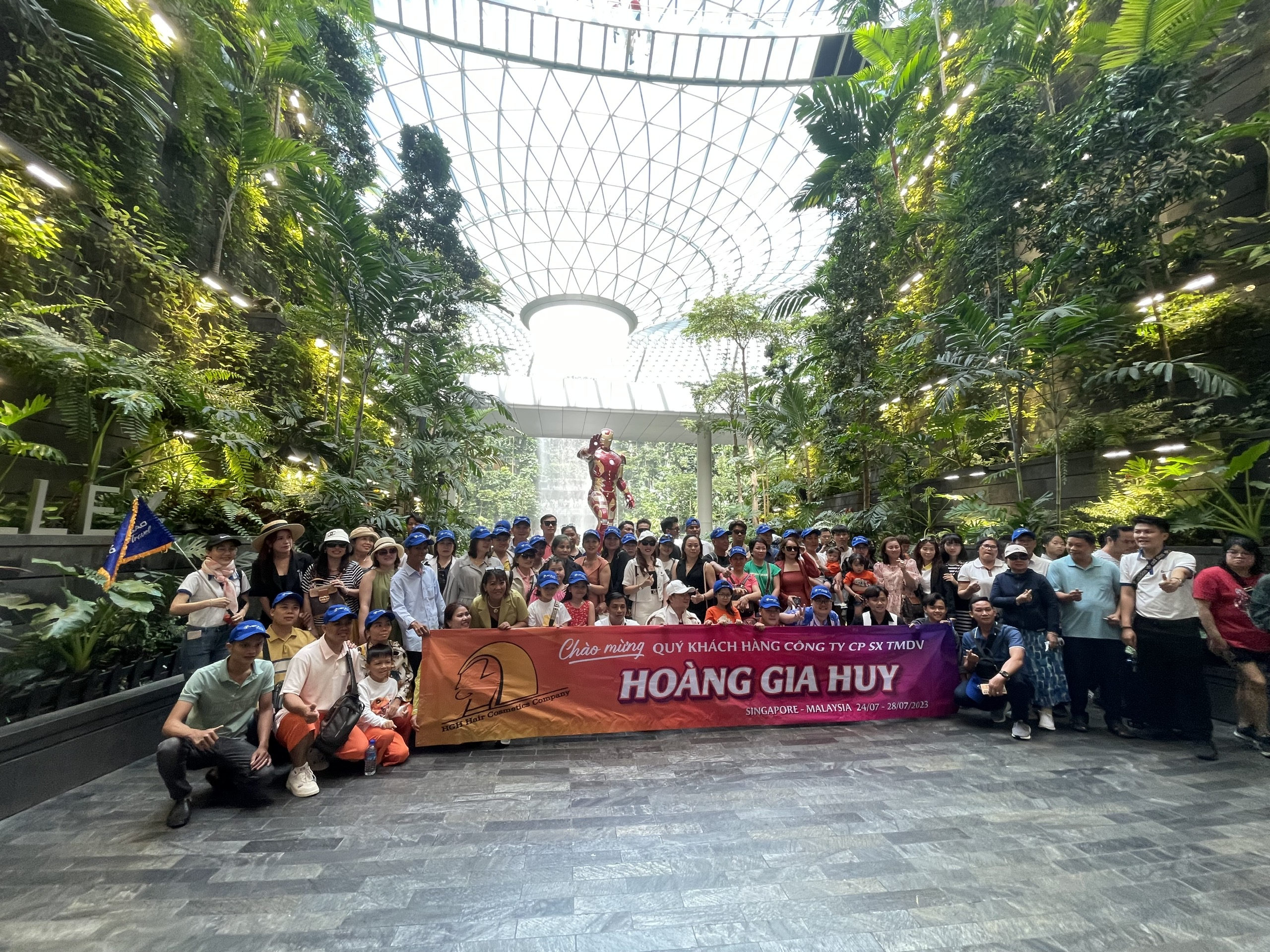 COMPANY TRIP - CTY HOÀNG GIA HUY SINGAPORE MALAYSIA 2023
